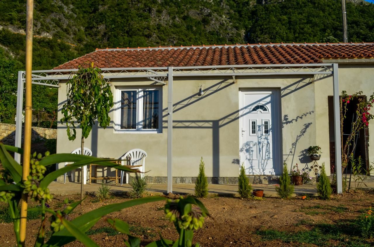 Дома для отпуска Sunlight Cottage Maya Вирпазар
