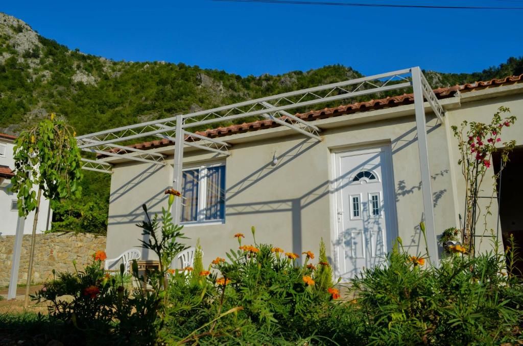 Дома для отпуска Sunlight Cottage Maya Вирпазар