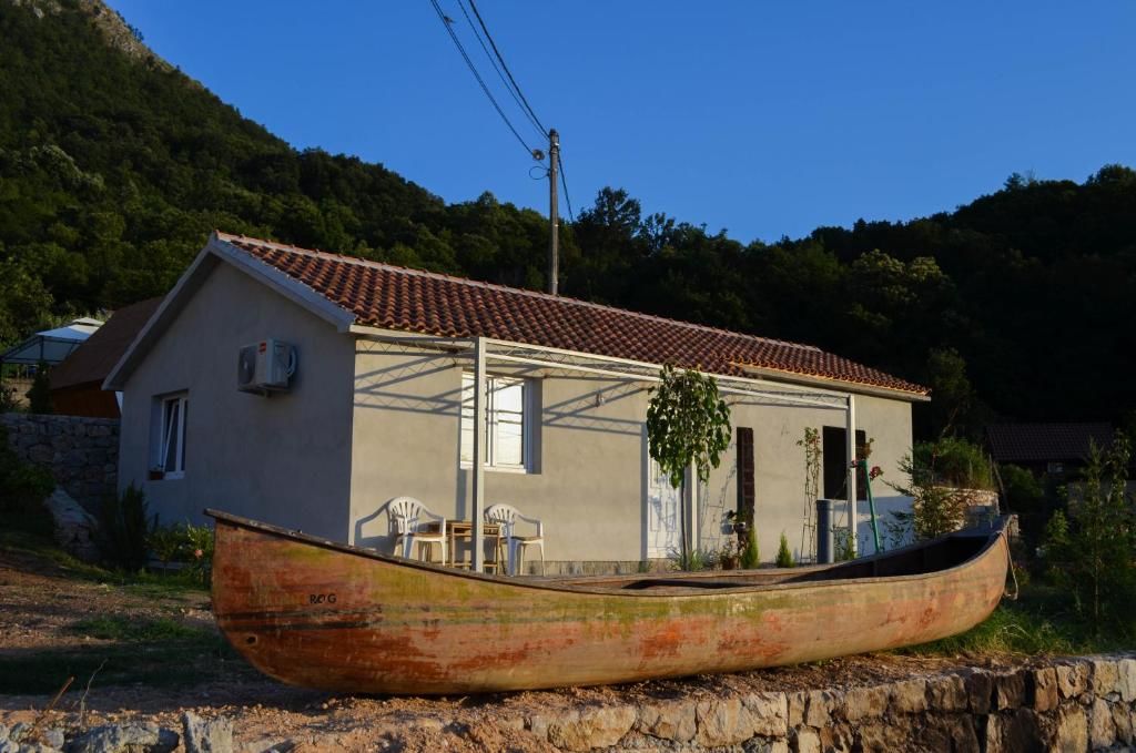 Дома для отпуска Sunlight Cottage Maya Вирпазар