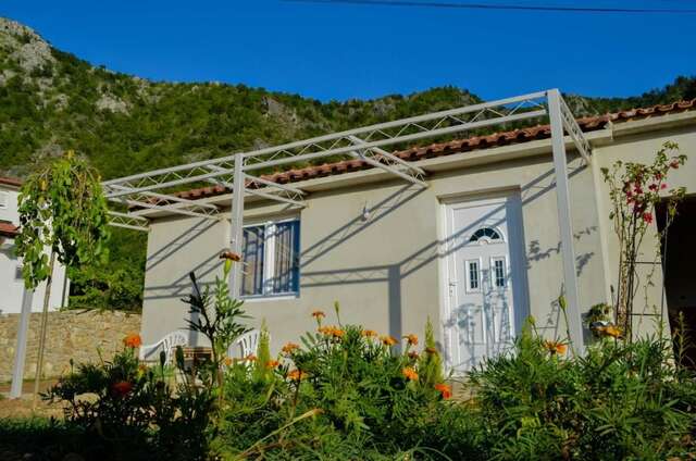 Дома для отпуска Sunlight Cottage Maya Вирпазар-35